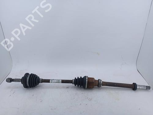 Used Right front driveshaft Right front driveshaft PEUGEOT 206+ (2L_, 2M_) 1.1 (60 hp) 22810041 22810041