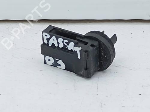 Used Electronic module Electronic module VW PASSAT B5.5 (3B3) 1.9 TDI (101 hp) 22773293 22773293