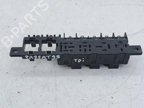 Used Fuse box Fuse box VW PASSAT B5 (3B2) 1.9 TDI (90 hp) 22794854 22794854