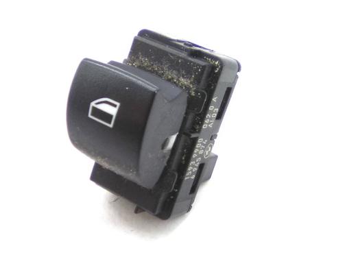 Switch BMW 1 (E87) 118 d | BP22913160I30 - Image 1