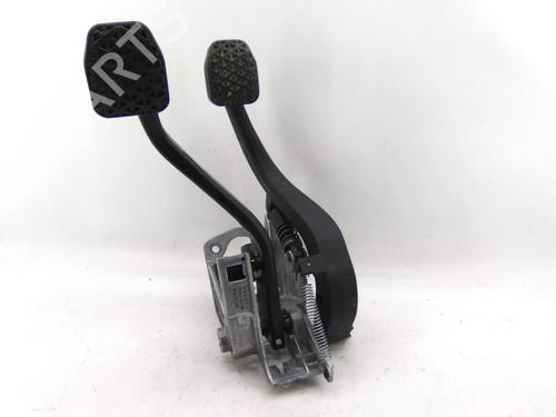 Used Break pedal Break pedal BMW 1 (E87) 118 d (136 hp) 22930776 22930776