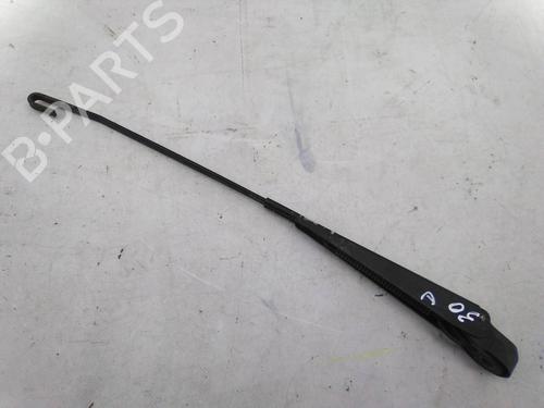 Used Front windshield wiper arm Front windshield wiper arm BMW 3 (E30) 318 i (105 hp) 23503145 23503145