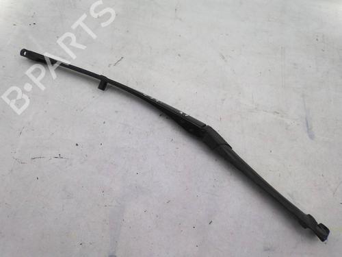 Used Front windshield wiper arm Front windshield wiper arm 23503154 23503154