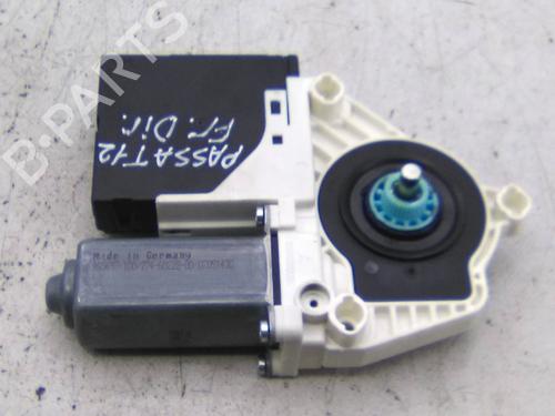Right front window motor VW CC B7 (358) 2.0 TDI | BP23432588E20 - Image 2
