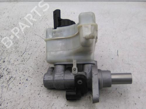 Brake master cylinder VW CC B7 (358) 2.0 TDI | BP24153501M77 - Image 3