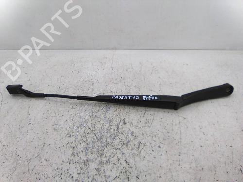 Used Front windshield wiper arm Front windshield wiper arm VW CC B7 (358) 2.0 TDI (136 hp) 24376952 24376952