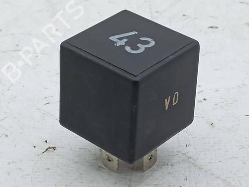 Used Switch Switch VW PASSAT B3/B4 (315, 3A5) 1.9 TD (75 hp) 23213519 23213519