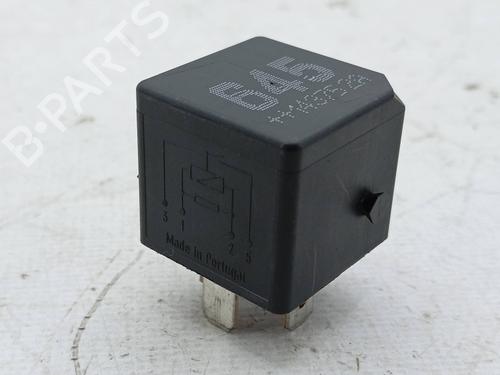 Used Switch Switch AUDI A4 B8 (8K2) 2.0 TDI (143 hp) 23245807 23245807