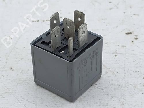 Switch AUDI A4 B5 (8D2) 1.9 TDI | BP23245811I30 - Image 2