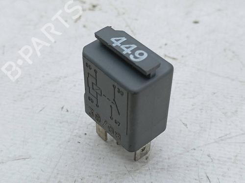 Used Switch Switch VW GOLF V (1K1) 2.0 TDI (136 hp) 23251527 23251527