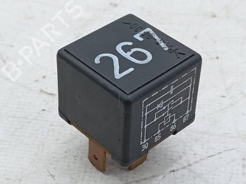 Used Switch Switch AUDI A4 B5 (8D2) 1.9 TDI (110 hp) 23262944 23262944