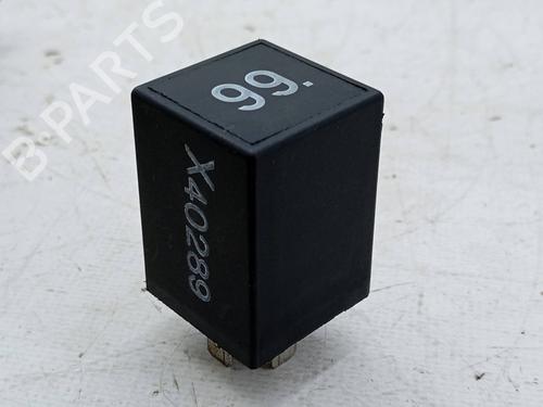 Used Switch Switch AUDI A4 B5 (8D2) 1.9 TDI (110 hp) 23262971 23262971