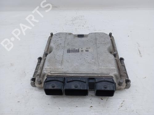 Used Engine control unit (ECU) Engine control unit (ECU) PEUGEOT 206 Hatchback (2A/C) 2.0 HDI 90 (90 hp) 28603377 28603377