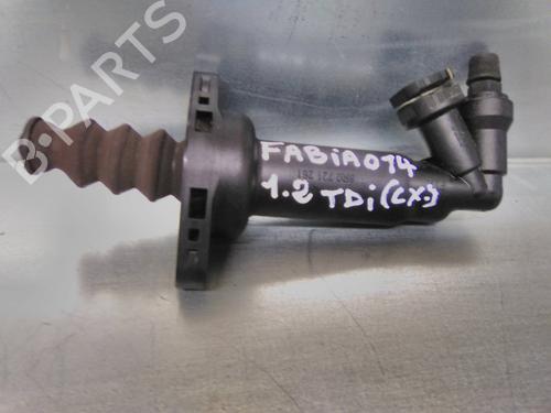 Used Clutch slave cylinder Clutch slave cylinder 19855771 19855771