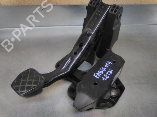 Used Break pedal Break pedal SKODA FABIA II Combi (545) 1.2 TDI (75 hp) 19855792 19855792