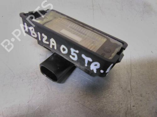 Used Licence plate light Licence plate light SEAT IBIZA III (6L1) 1.4 TDI (75 hp) 19856115 19856115