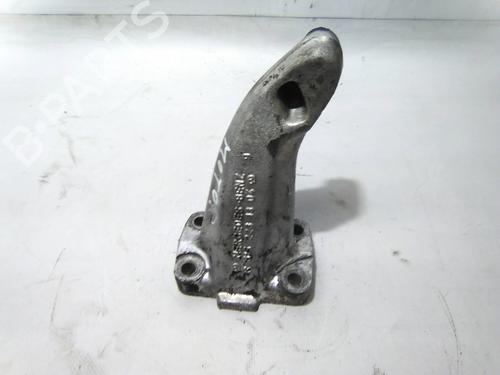 Used Engine mount Engine mount MERCEDES-BENZ 123 T-Model (S123) 300 T D (123.190) (88 hp) 19856393 19856393