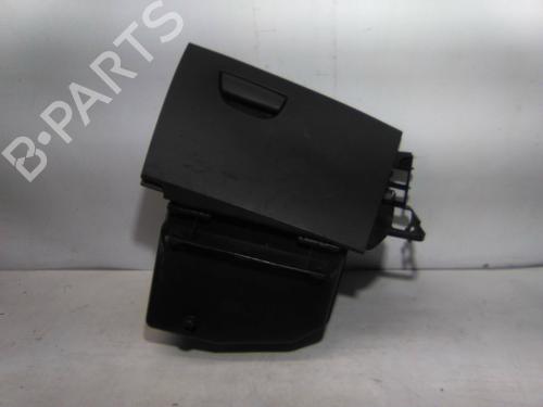 Used Glove box Glove box 19856478 19856478