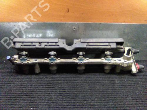 Used Injection rail Injection rail 19856624 19856624