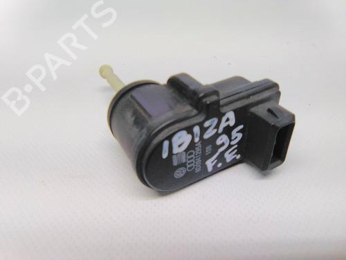 Used Headlight adjuster motor Headlight adjuster motor SEAT IBIZA II (6K1) 1.9 SDI (64 hp) 19856628 19856628