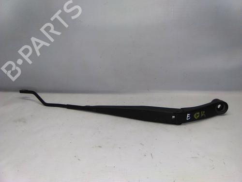 Used Front windshield wiper arm Front windshield wiper arm KIA RIO III (UB) 1.2 CVVT (84 hp) 19868053 19868053