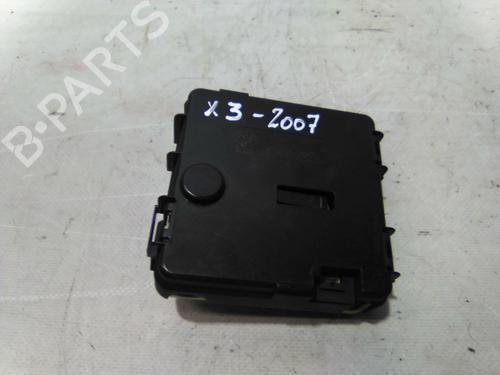 Used Fuse box Fuse box BMW X3 (E83) xDrive 30 d (218 hp) 19868552 19868552
