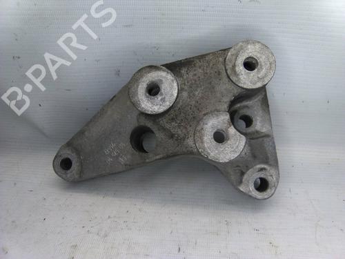 Used Gearbox mount Gearbox mount 19810296 19810296