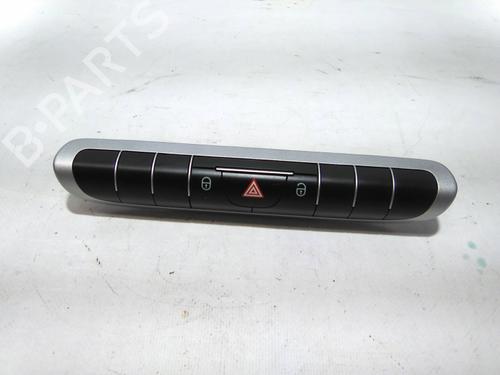 Used Warning switch Warning switch SMART FORTWO Cabrio (451) 1.0 (451.431, 451.480) (71 hp) 19810585 19810585