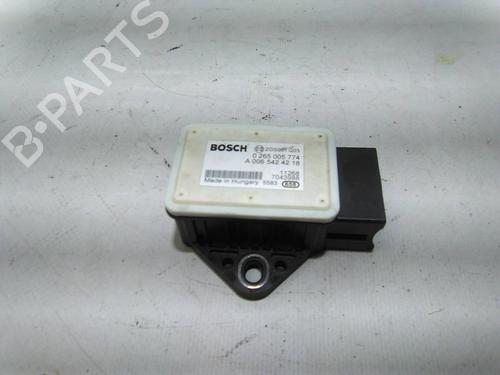 Used Electronic module Electronic module SMART FORTWO Cabrio (451) 1.0 (451.431, 451.480) (71 hp) 19810597 19810597