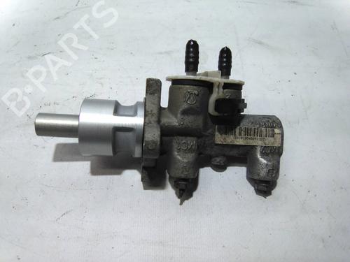 Used Brake master cylinder Brake master cylinder 19810637 19810637