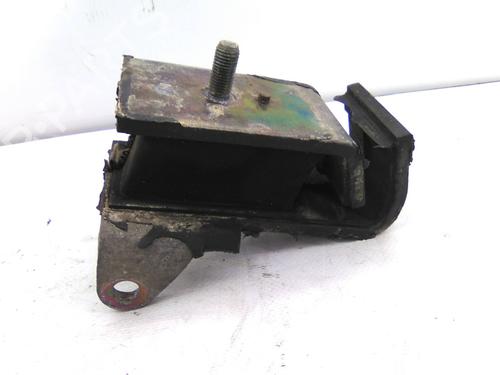 Used Engine mount Engine mount NISSAN VANETTE CARGO Van (HC 23) 2.3 D (75 hp) 19810704 19810704