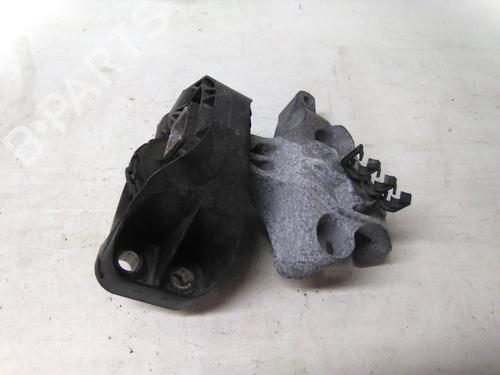 Used Engine mount Engine mount RENAULT CLIO IV (BH_) 1.5 dCi 75 (75 hp) 19811183 19811183