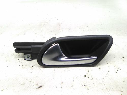 Used Rear left interior door handle Rear left interior door handle VW GOLF V (1K1) 2.0 TDI (136 hp) 19811496 19811496