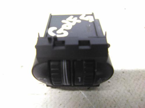 Used Switch Switch VW GOLF V (1K1) 2.0 TDI (136 hp) 19811509 19811509