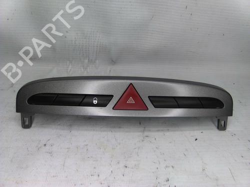 Used Warning switch Warning switch 19811680 19811680