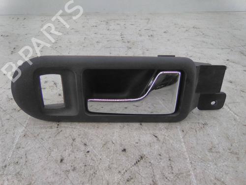 Used Front right interior door handle Front right interior door handle 19812038 19812038
