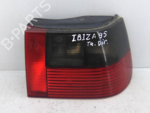 Used Right taillight Right taillight 19823610 19823610