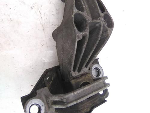 Used Engine mount Engine mount RENAULT MEGANE II Estate (KM0/1_) 1.5 dCi (KM0F, KM0T, KM2B) (82 hp) 19823715 19823715
