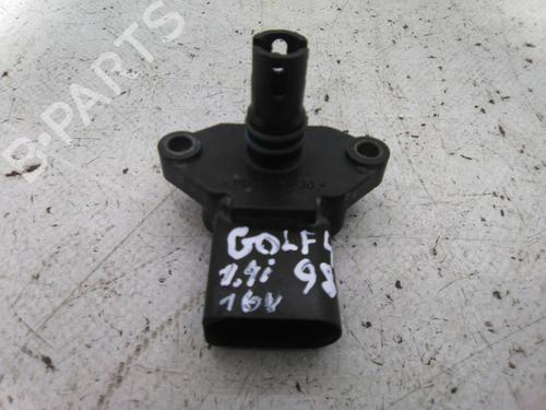 Used Electronic module Electronic module VW GOLF IV (1J1) 1.4 16V (75 hp) 19823895 19823895