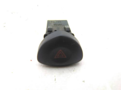 Used Warning switch Warning switch RENAULT CLIO II (BB_, CB_) 1.5 dCi (57 hp) 19823910 19823910