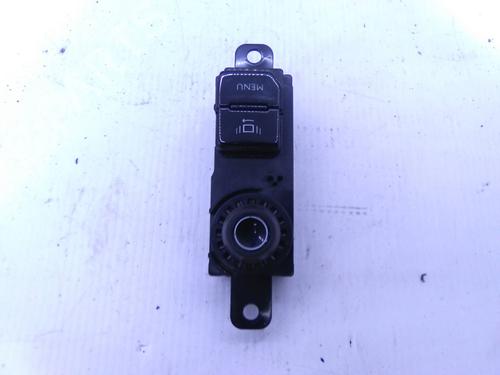 Used Switch Switch PEUGEOT 208 I (CA_, CC_) 1.4 HDi (68 hp) 19824227 19824227