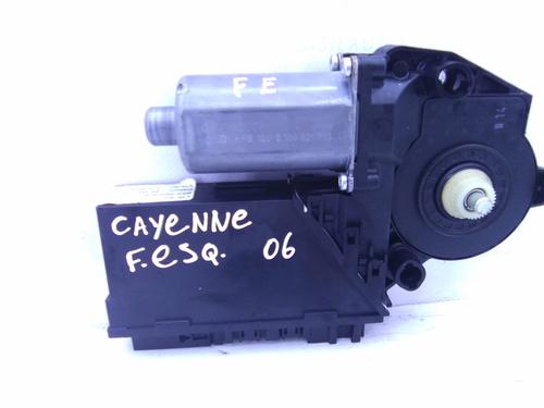 Used Left front window motor Left front window motor PORSCHE CAYENNE (9PA) 3.2 (250 hp) 19824513 19824513