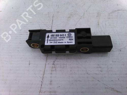 Used Electronic module Electronic module PORSCHE CAYENNE (9PA) 3.2 (250 hp) 19824550 19824550