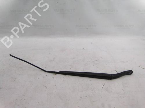 Used Front windshield wiper arm Front windshield wiper arm 19824898 19824898