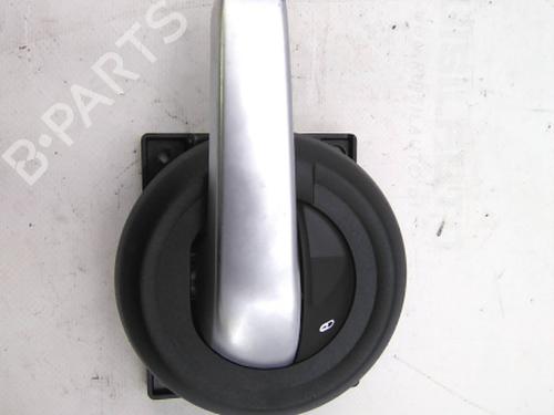 Used Front right interior door handle Front right interior door handle FIAT 500X (334_) 1.6 D Multijet (334AXA1B, 334AXA11) (120 hp) 19824927 19824927