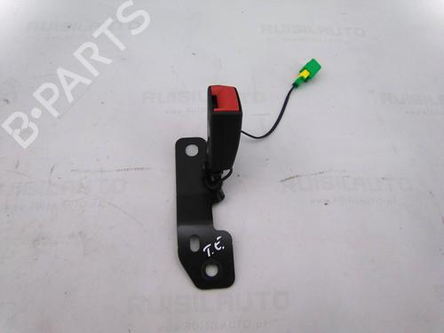 Used Seat buckle Seat buckle FIAT 500X (334_) 1.6 D Multijet (334AXA1B, 334AXA11) (120 hp) 19825031 19825031