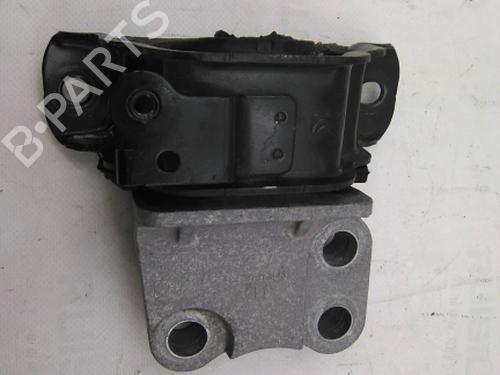Used Engine mount Engine mount 19825041 19825041
