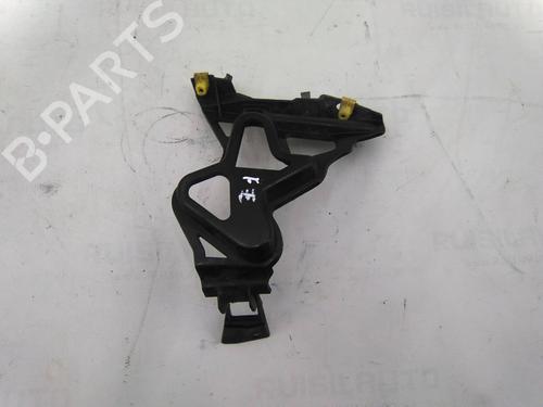Used Front bumper bracket Front bumper bracket BMW 7 (F01, F02, F03, F04) 730 d (245 hp) 19825122 19825122