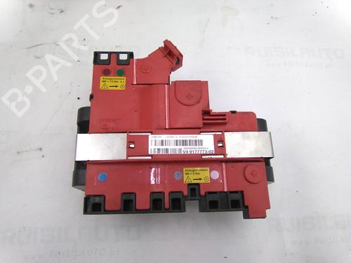 Used Fuse box Fuse box BMW 7 (F01, F02, F03, F04) 730 d (245 hp) 19825204 19825204