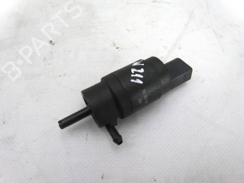 Used Washer pump Washer pump MERCEDES-BENZ E-CLASS T-Model (S211) E 200 T Kompressor (211.242) (163 hp) 19825551 19825551